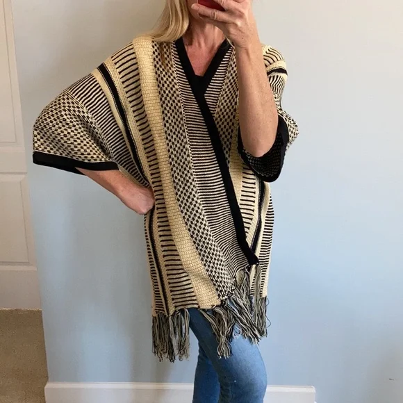 Black & Beige Open Front Cardigan - Picture 6 of 6